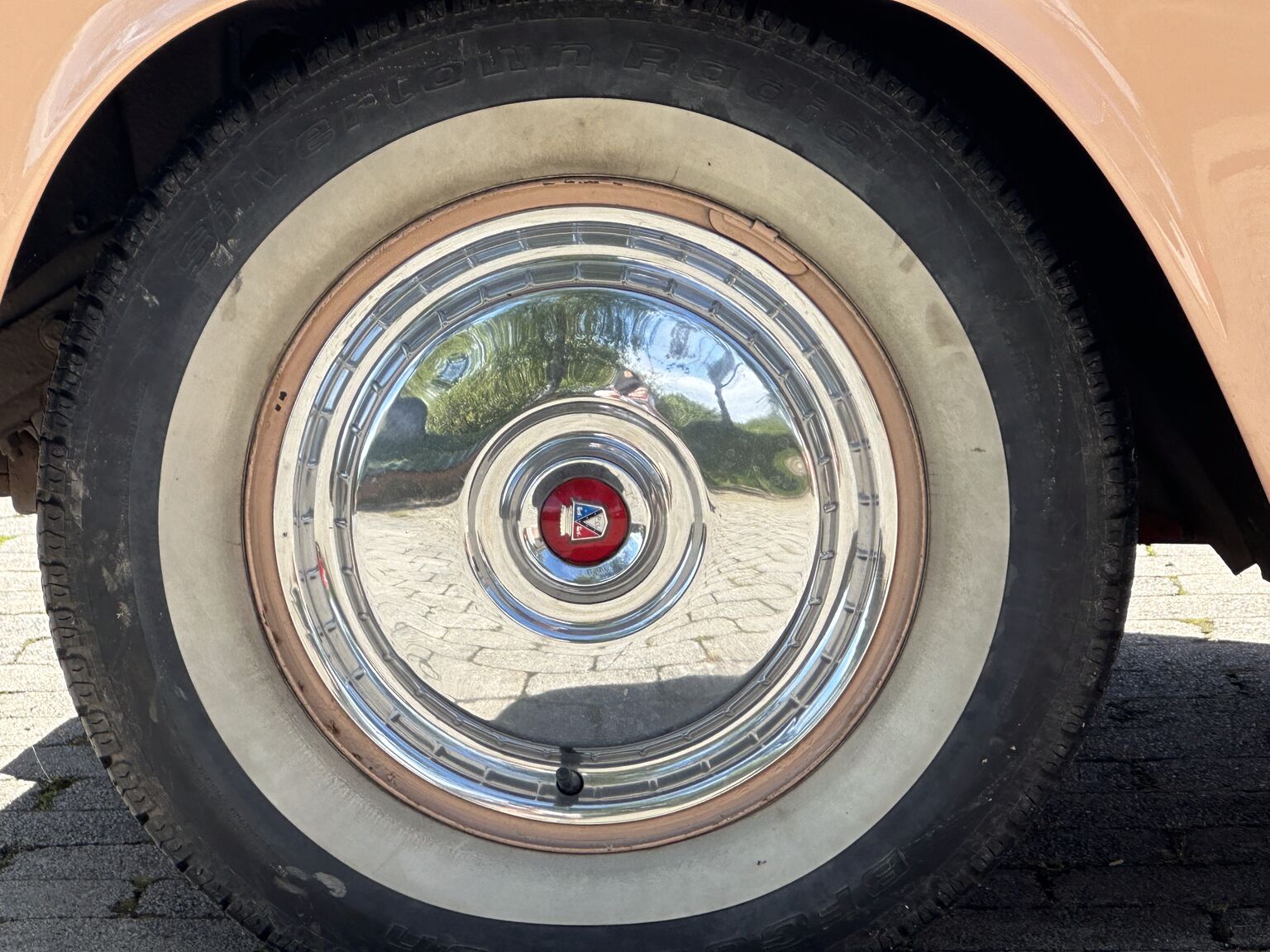 Exterior image of 1956 Ford Thunderbird Convertible