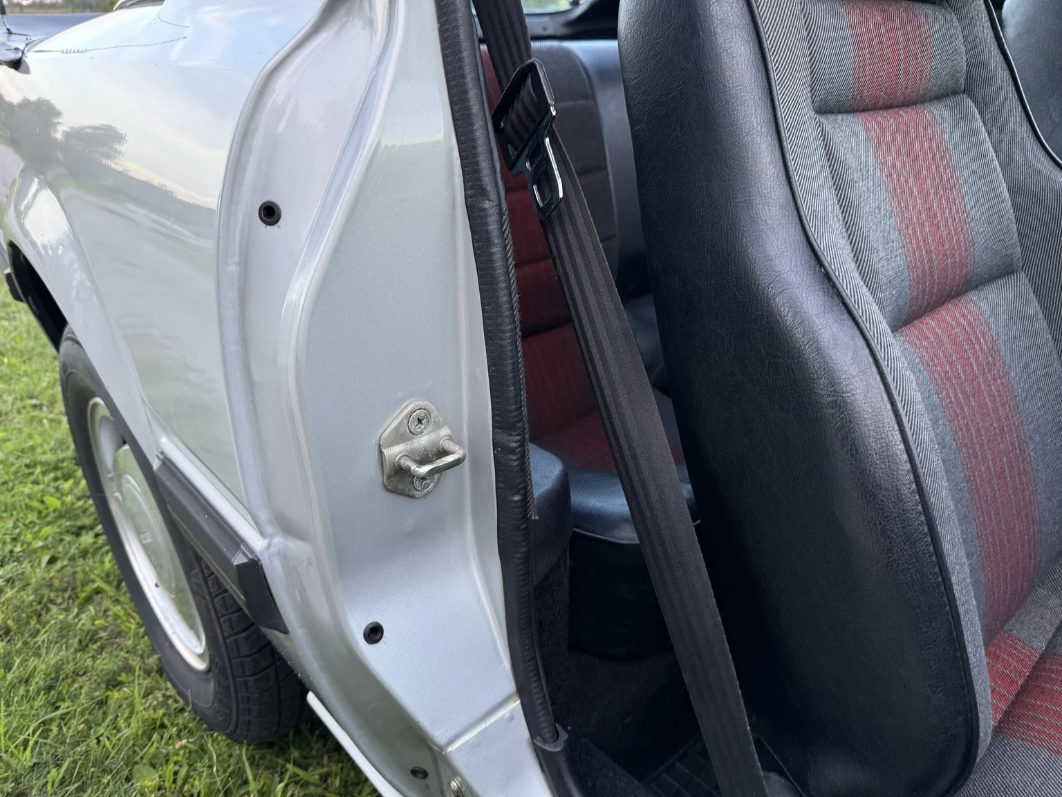 Interior image of 1983 Mazda RX-7 (67)