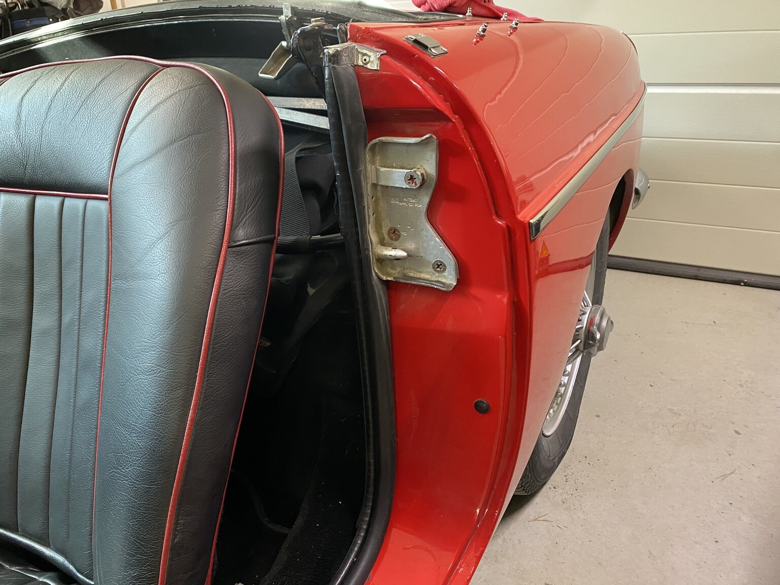 Interior image of 1967 MG MGB 1800