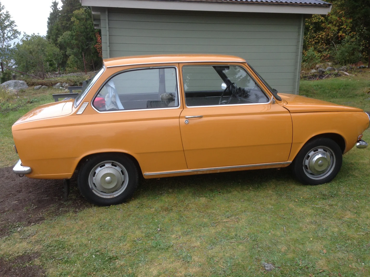 Exterior image of 1970 DAF 55 Sedan (1)