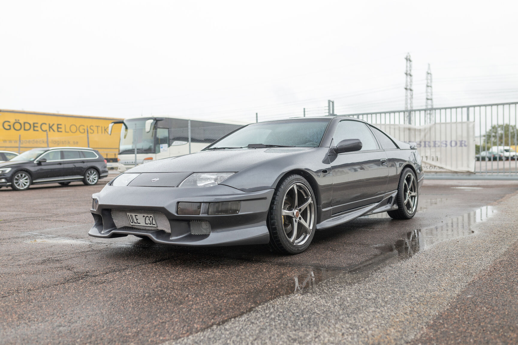 Exterior image of 1991 NISSAN 300 ZX