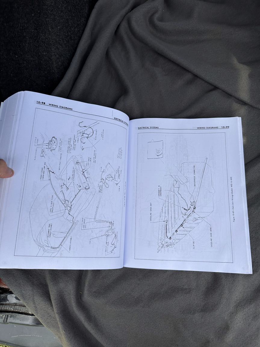 Documentation for 1961 Buick Electra 225 cab (12)