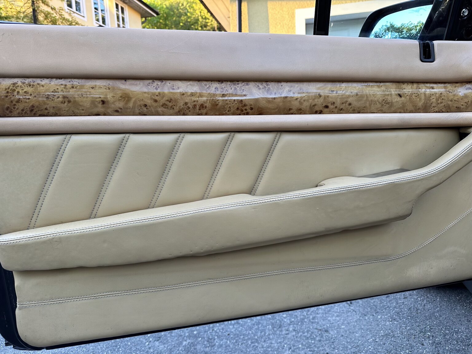 Innenraumfoto von 1987 Maserati Biturbo Spyder