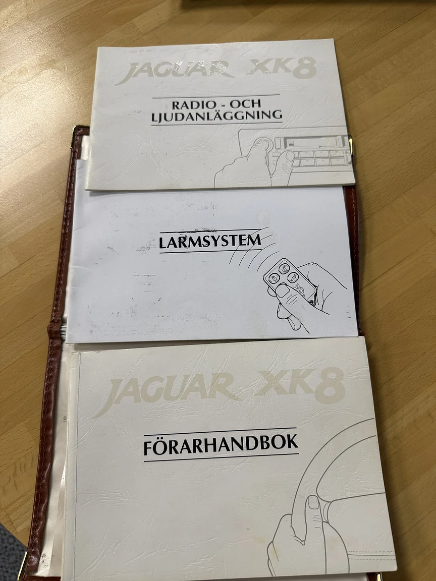 Dokumentation, 1997 Jaguar XK8 (3)