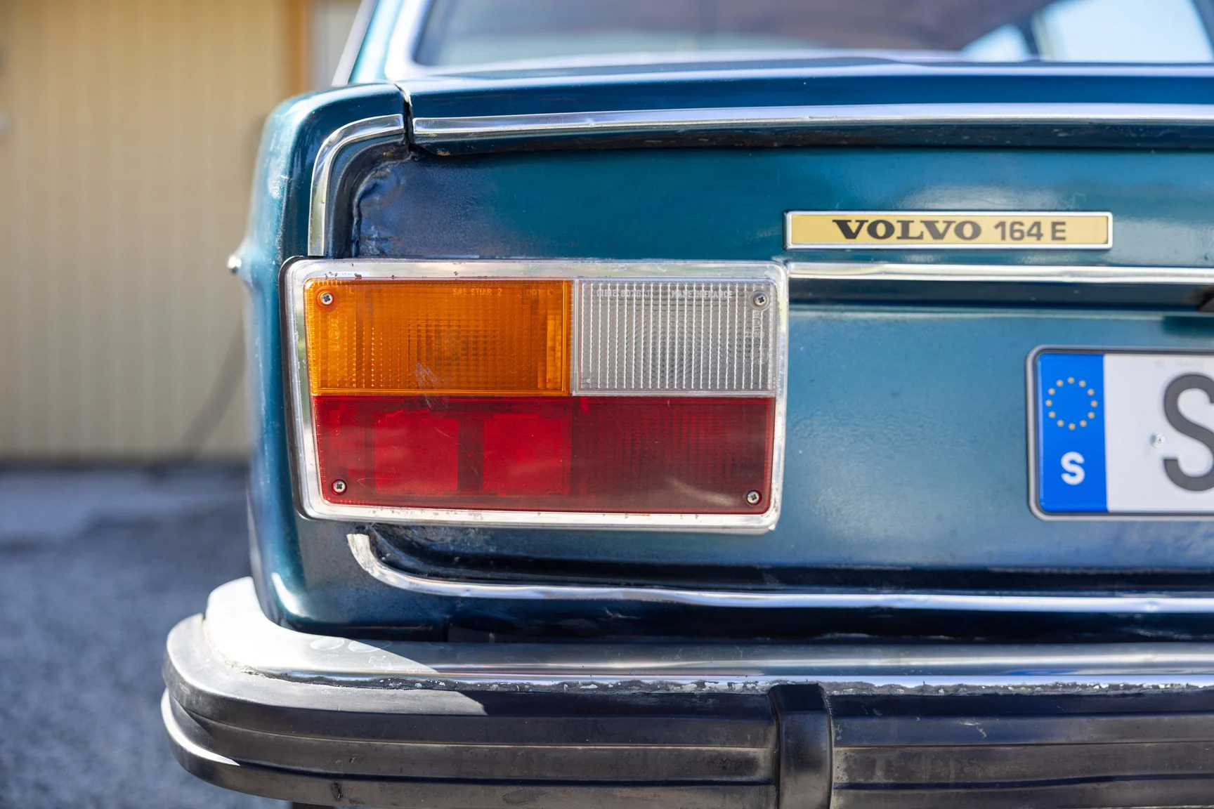 Exteriörbild på 1973 Volvo 164E (41)