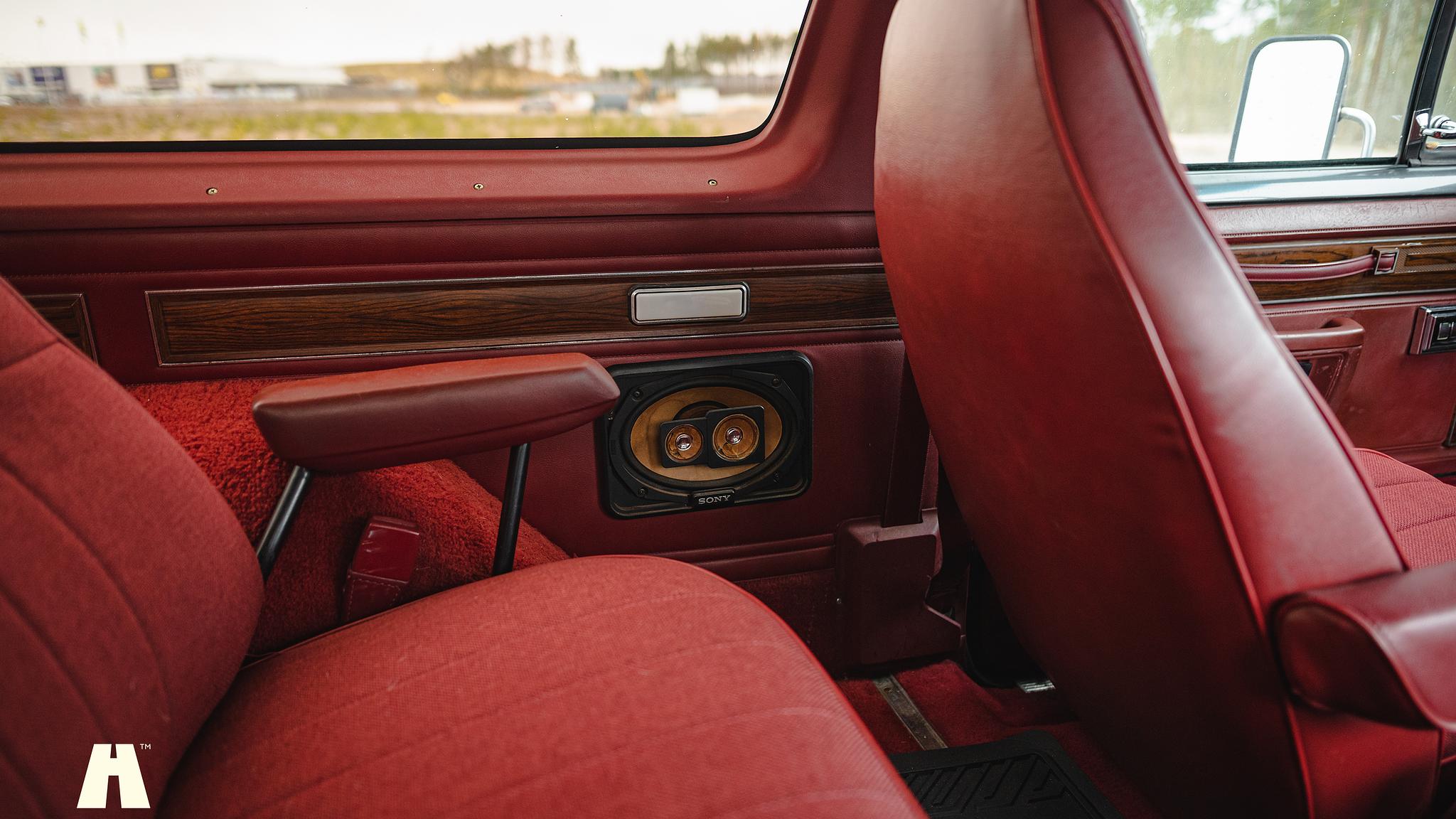 Interior image of 1986 Dodge Ramcharger