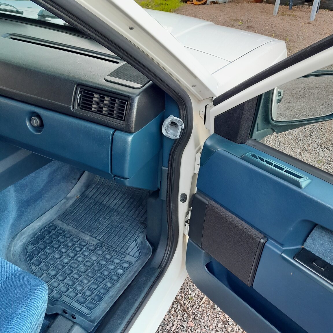 Interiörbild 1992 Volvo 944 GL SE