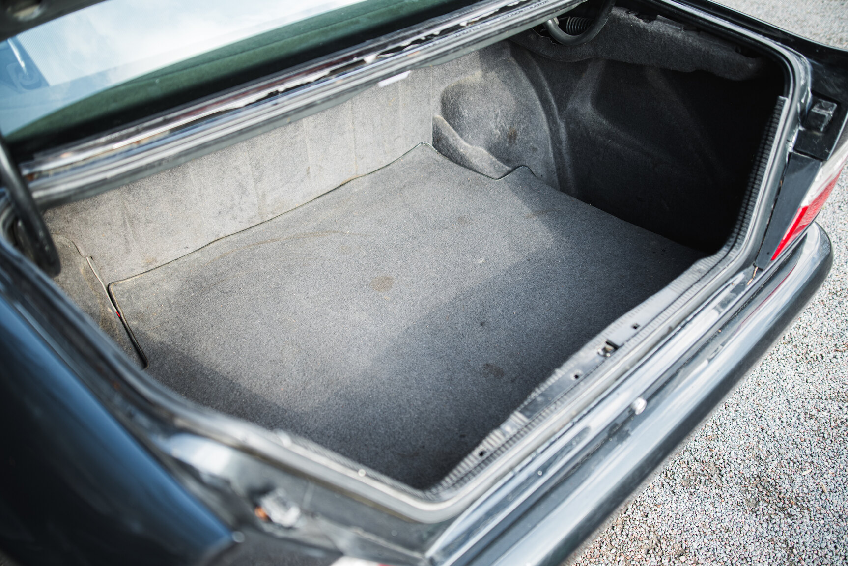 Innenraumfoto von 1989 Mercedes-Benz 300 CE Koenig Specials