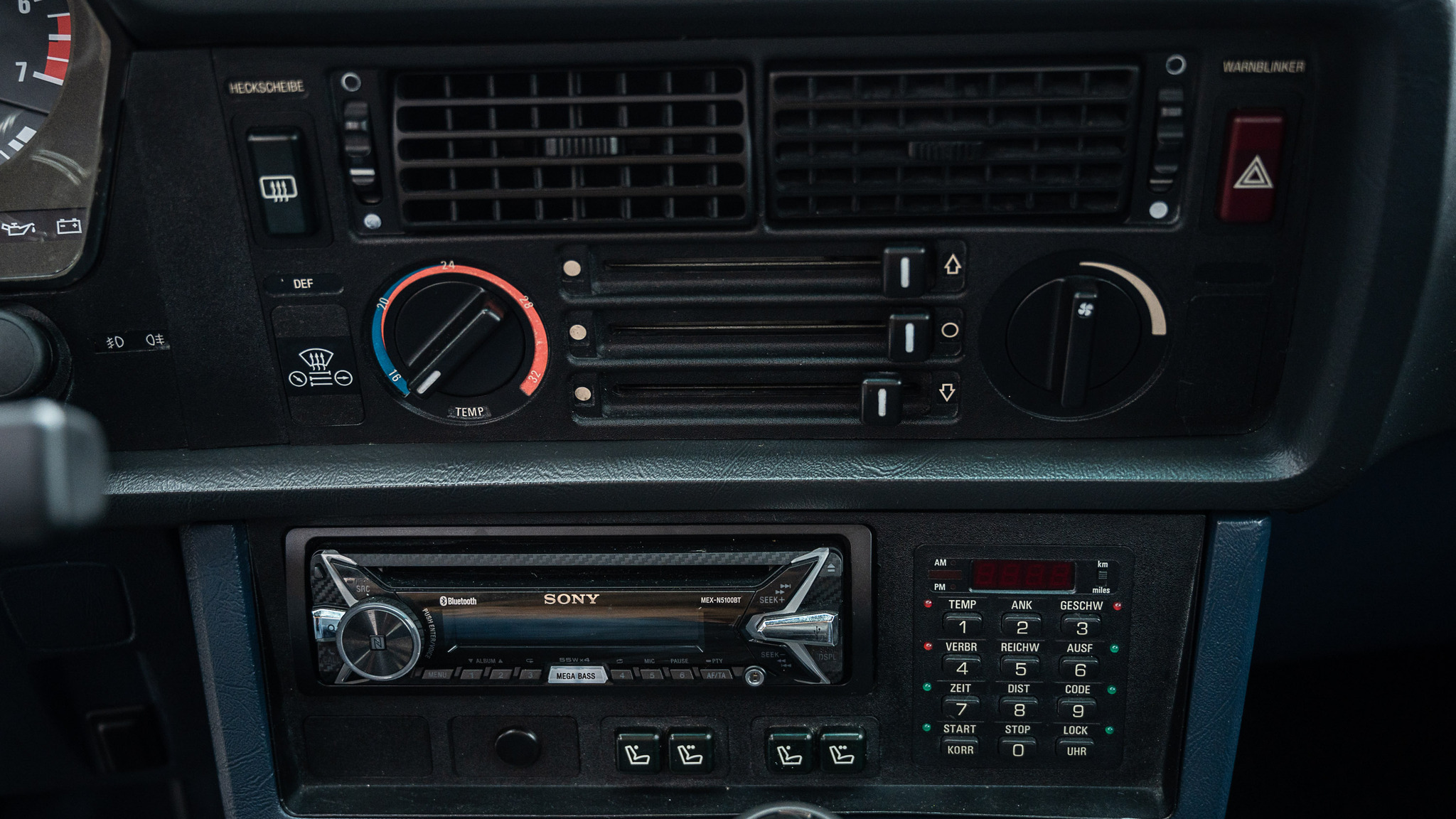 Interior image of 1983 BMW 635 CSi