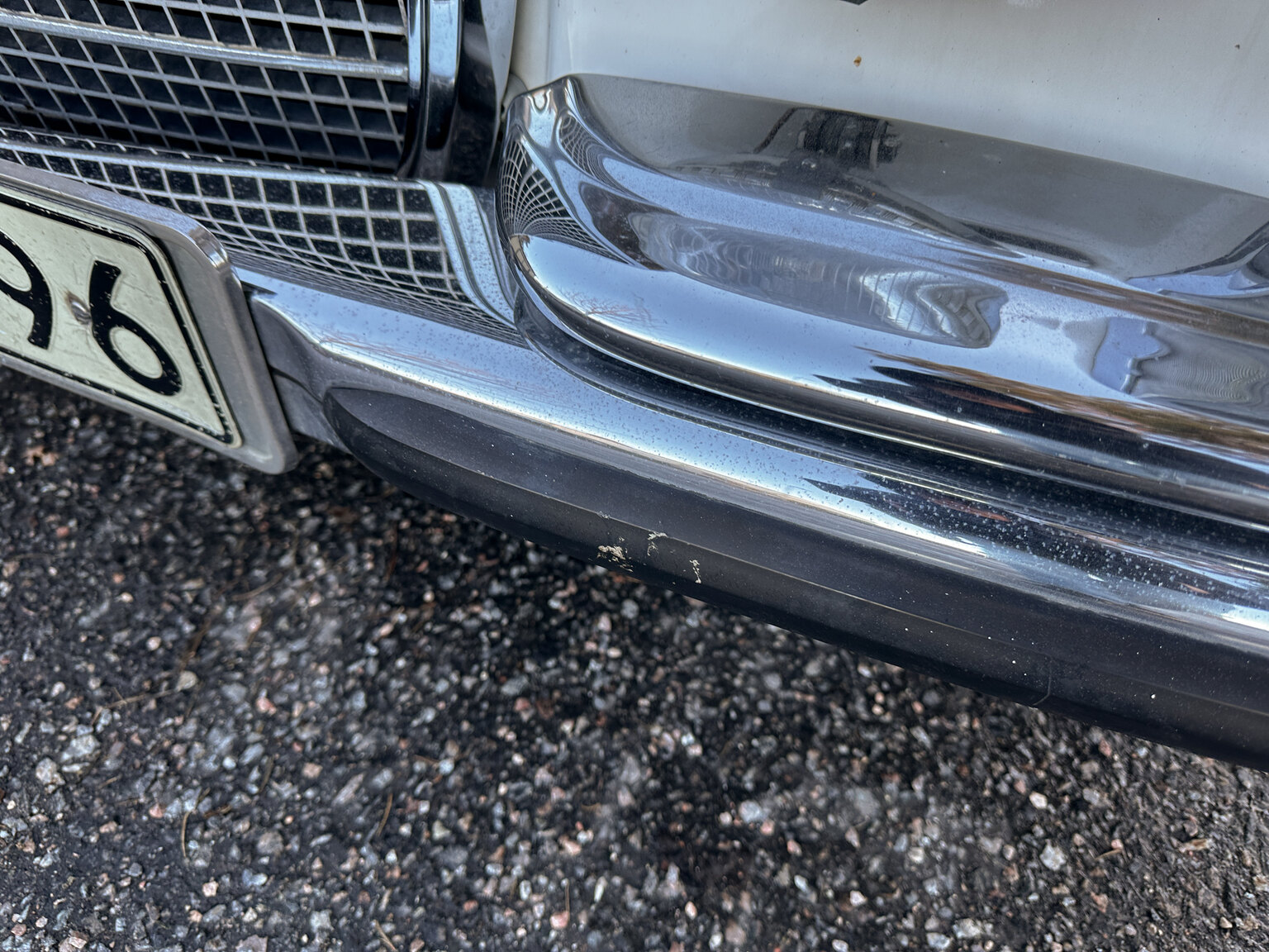 Exteriörbild på 1967 Mercedes-Benz 250 S