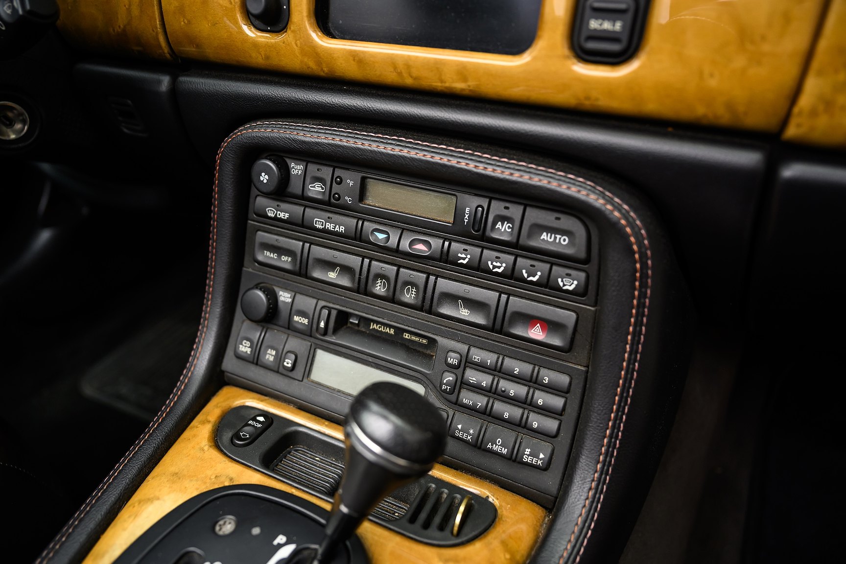 Interior image of 2001 Jaguar XKR Silverstone