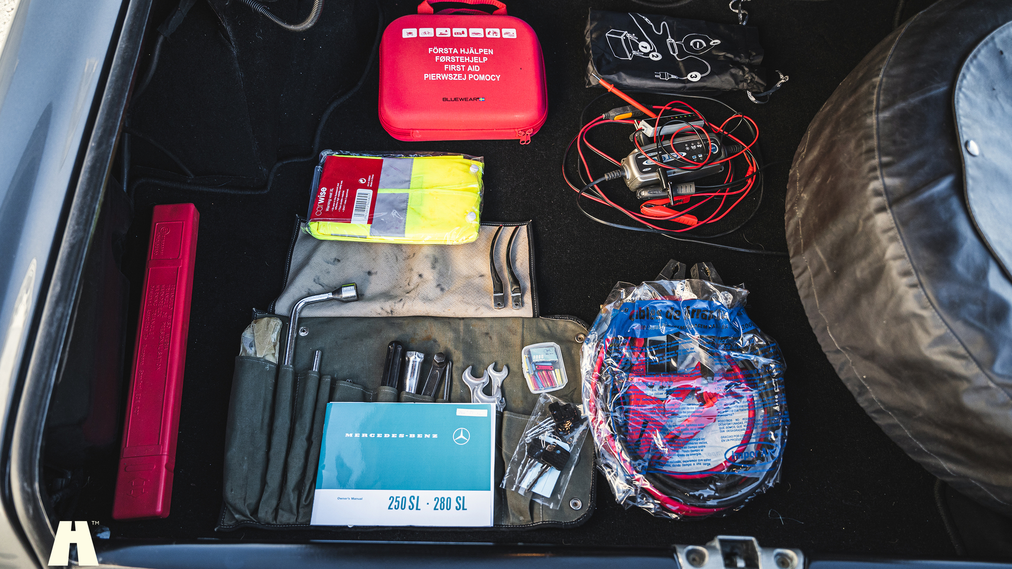 Interiörbild 1970 Mercedes 280 SL Pagoda (75)