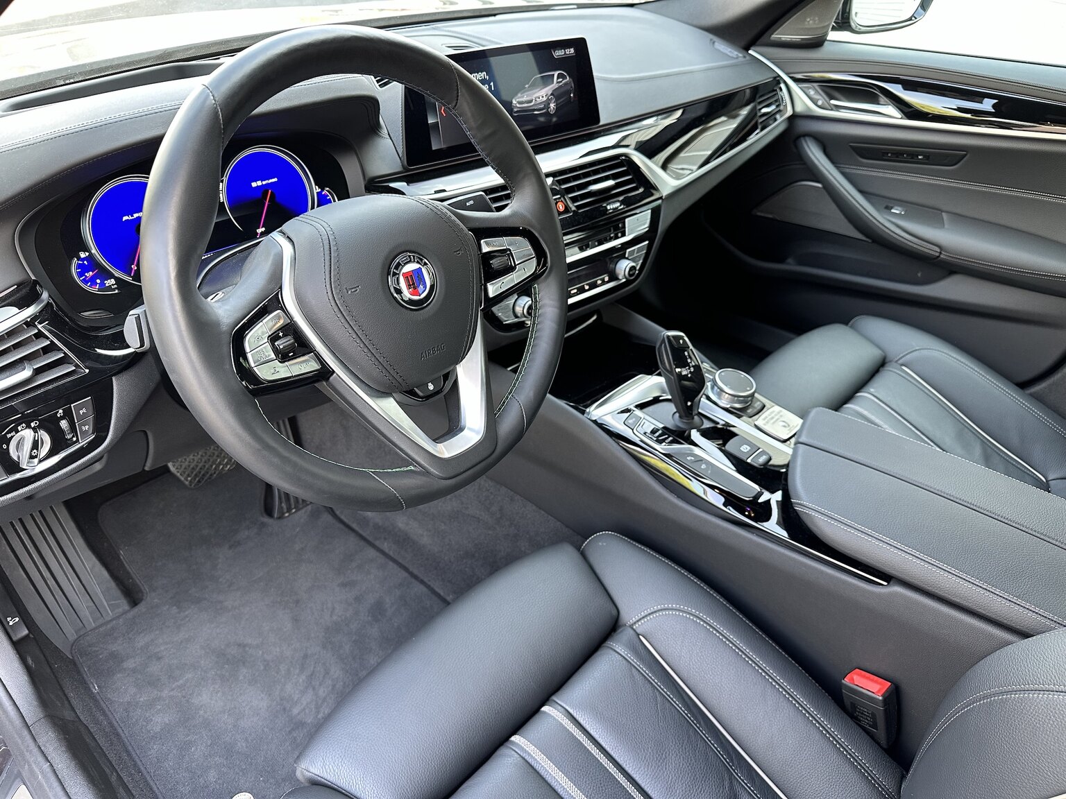 Interiörbild 2019 ALPINA B5 S Bi-Turbo Sedan ALLRAD