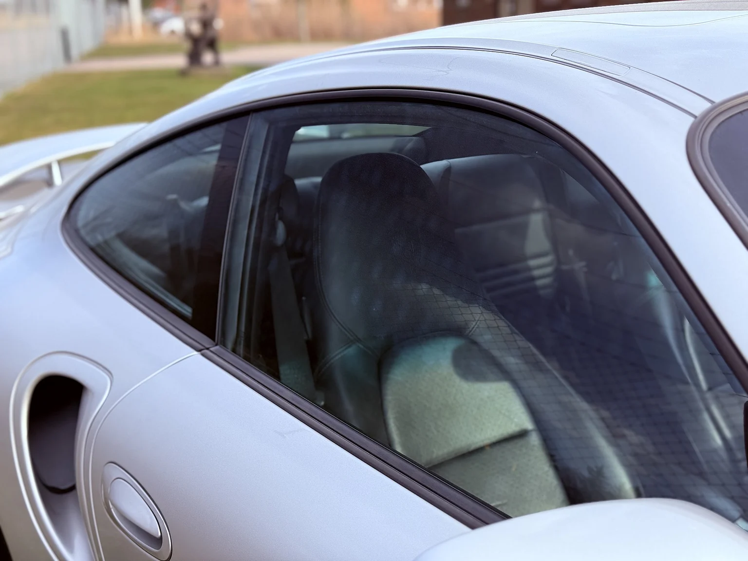 Exteriörbild på 2005 Porsche 996 Turbo S (42)