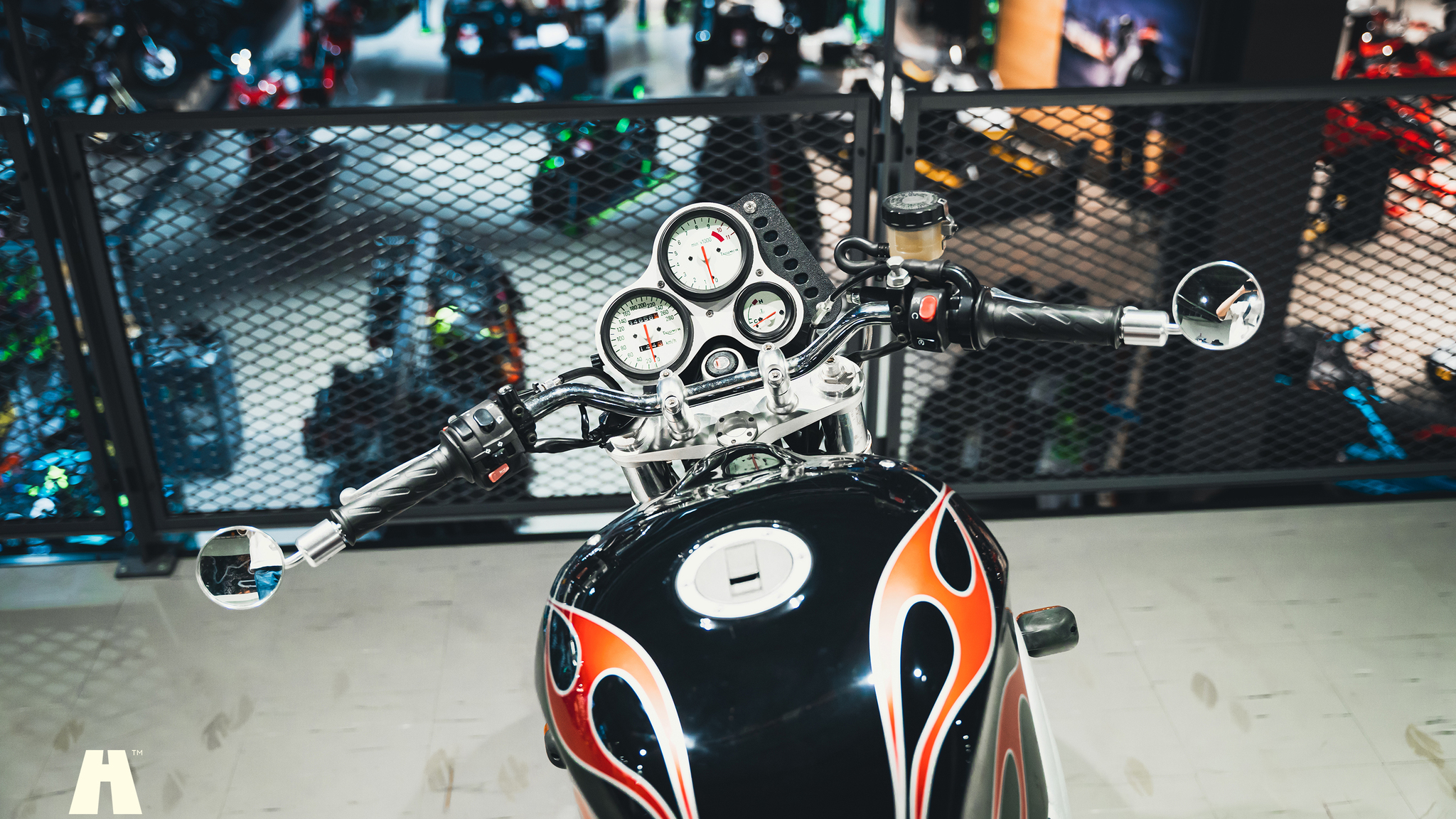 Exterior image of 2001 Triumph Speed Triple (59)