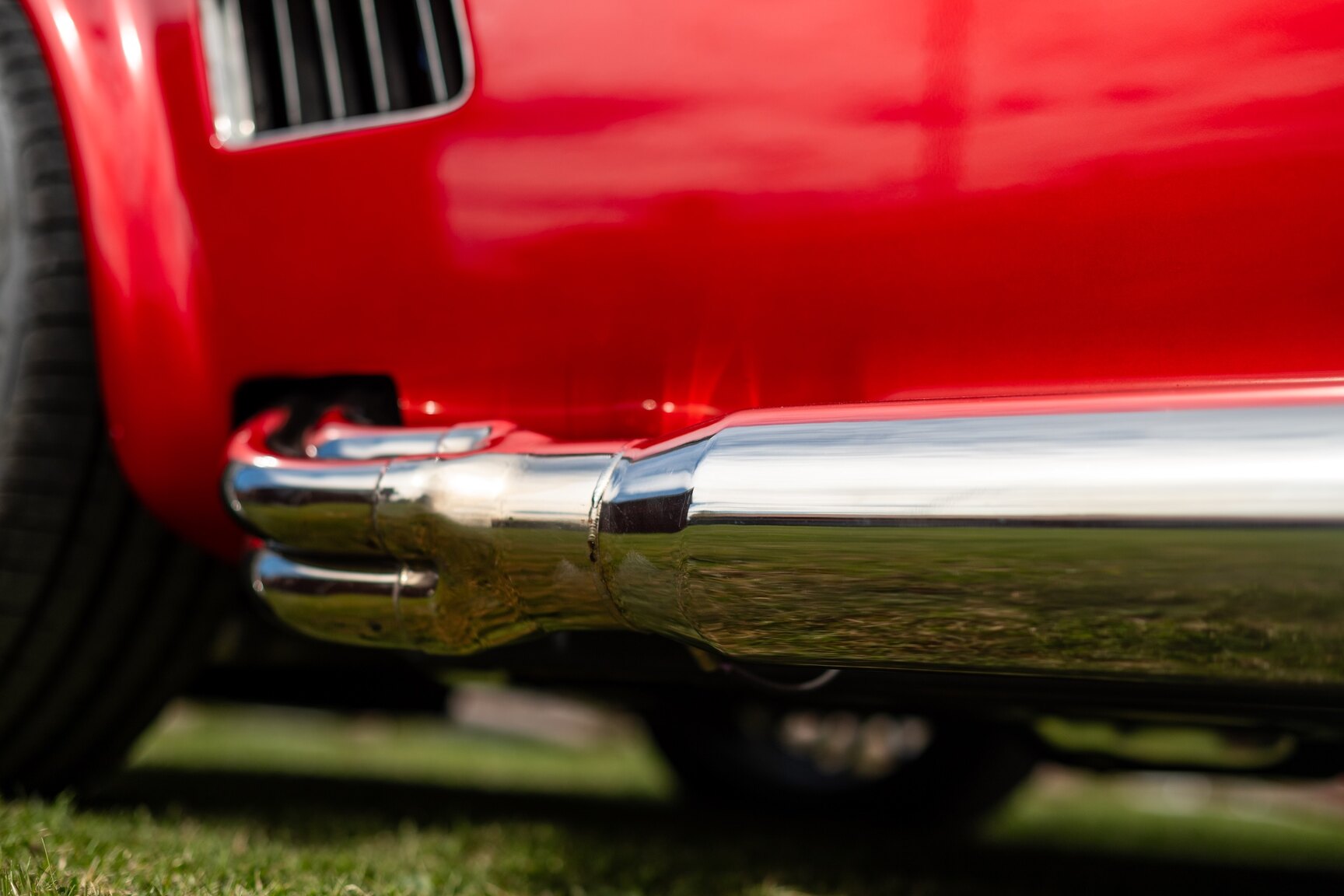 Exterior image of 2011 AC Cobra Replika
