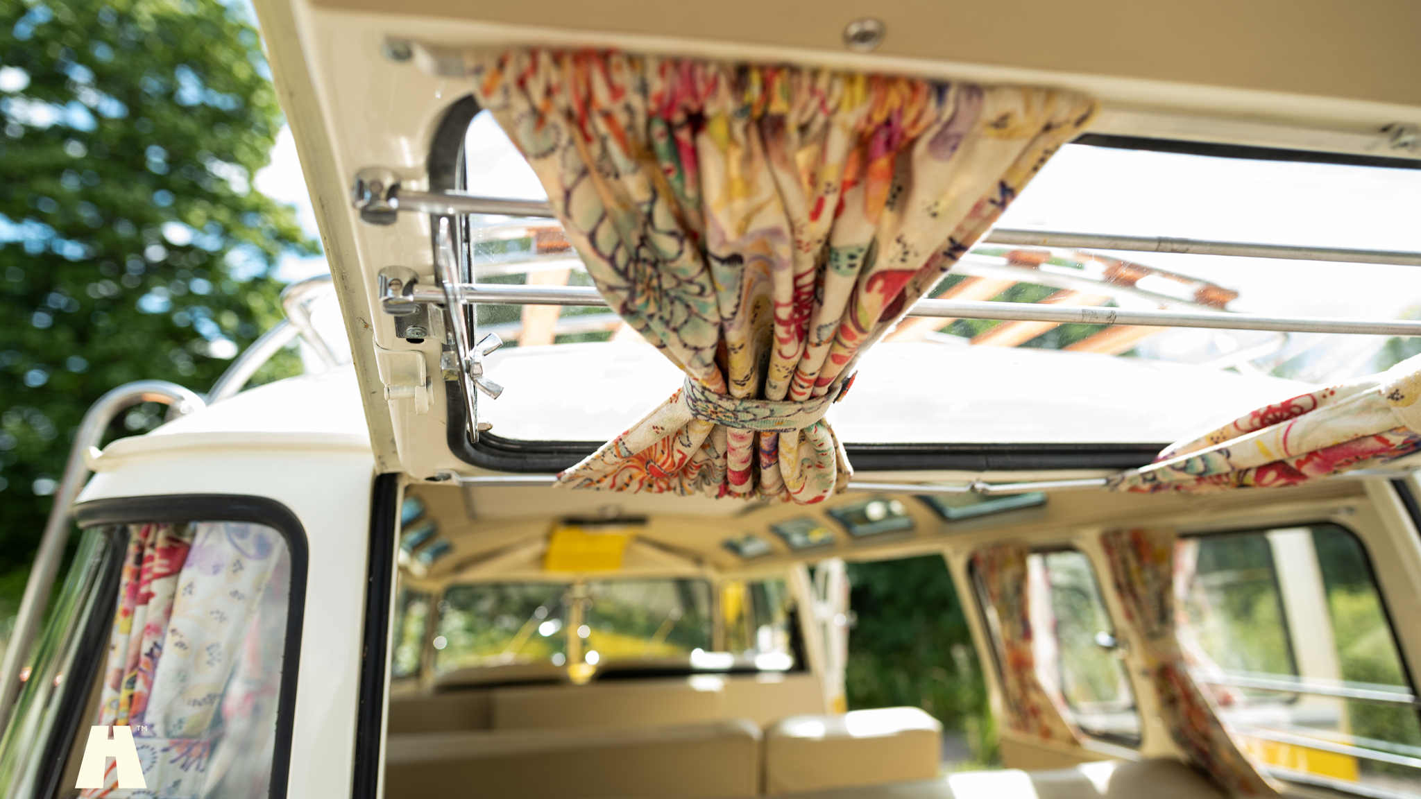 Interiörbild 1974 Volkswagen T1 Split Window  
