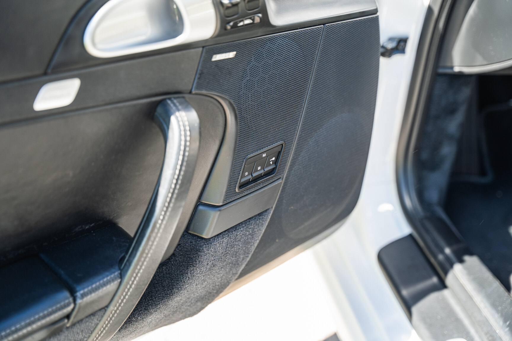 Interiörbild 2008 Porsche 911 Turbo Cabriolet (11)