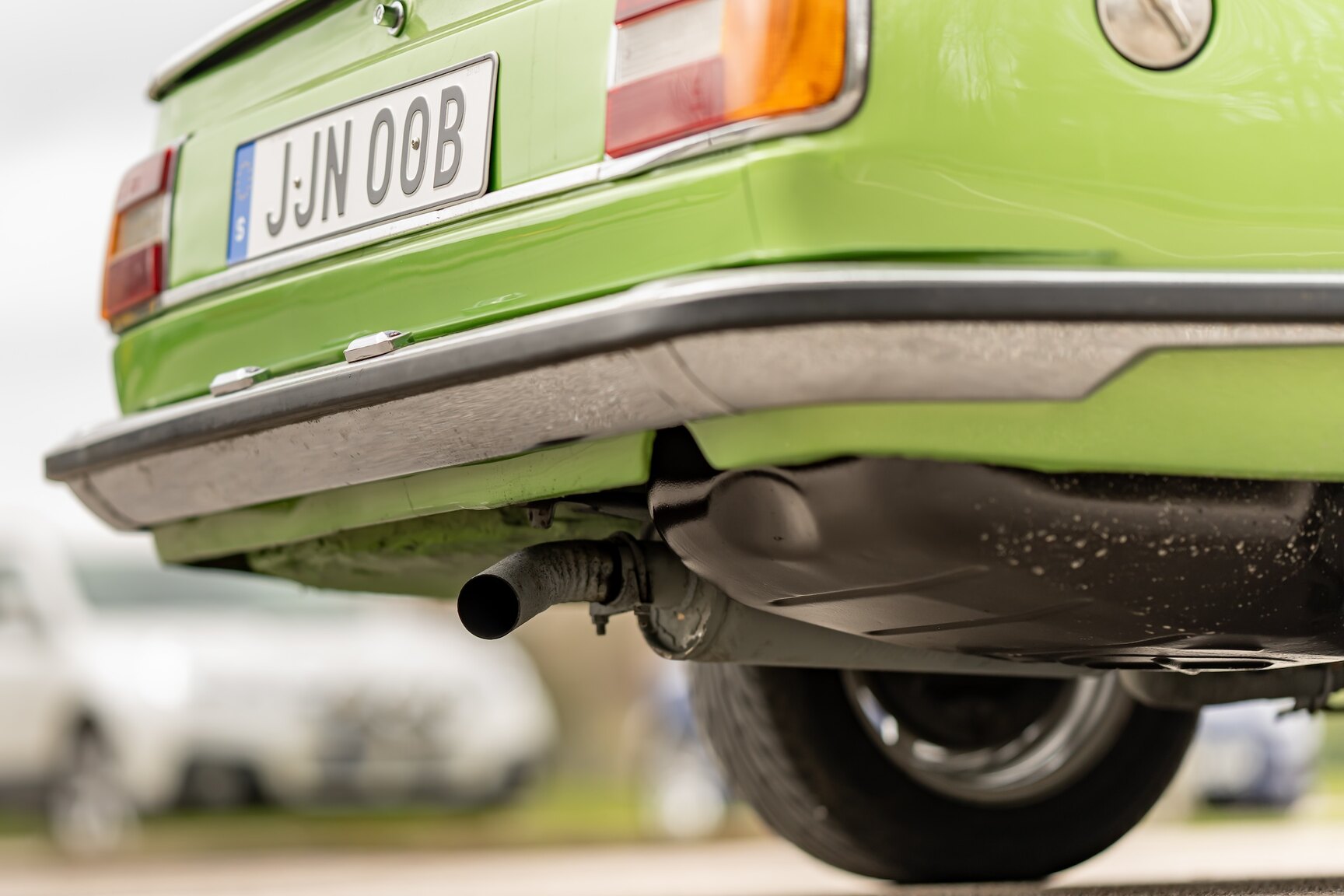 Exterior image of 1975 BMW 2002