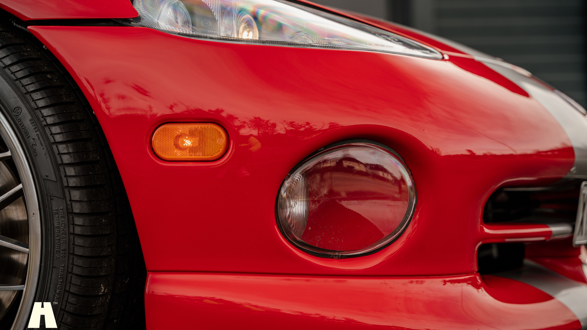Exteriörbild på 1997 Dodge Viper GTS