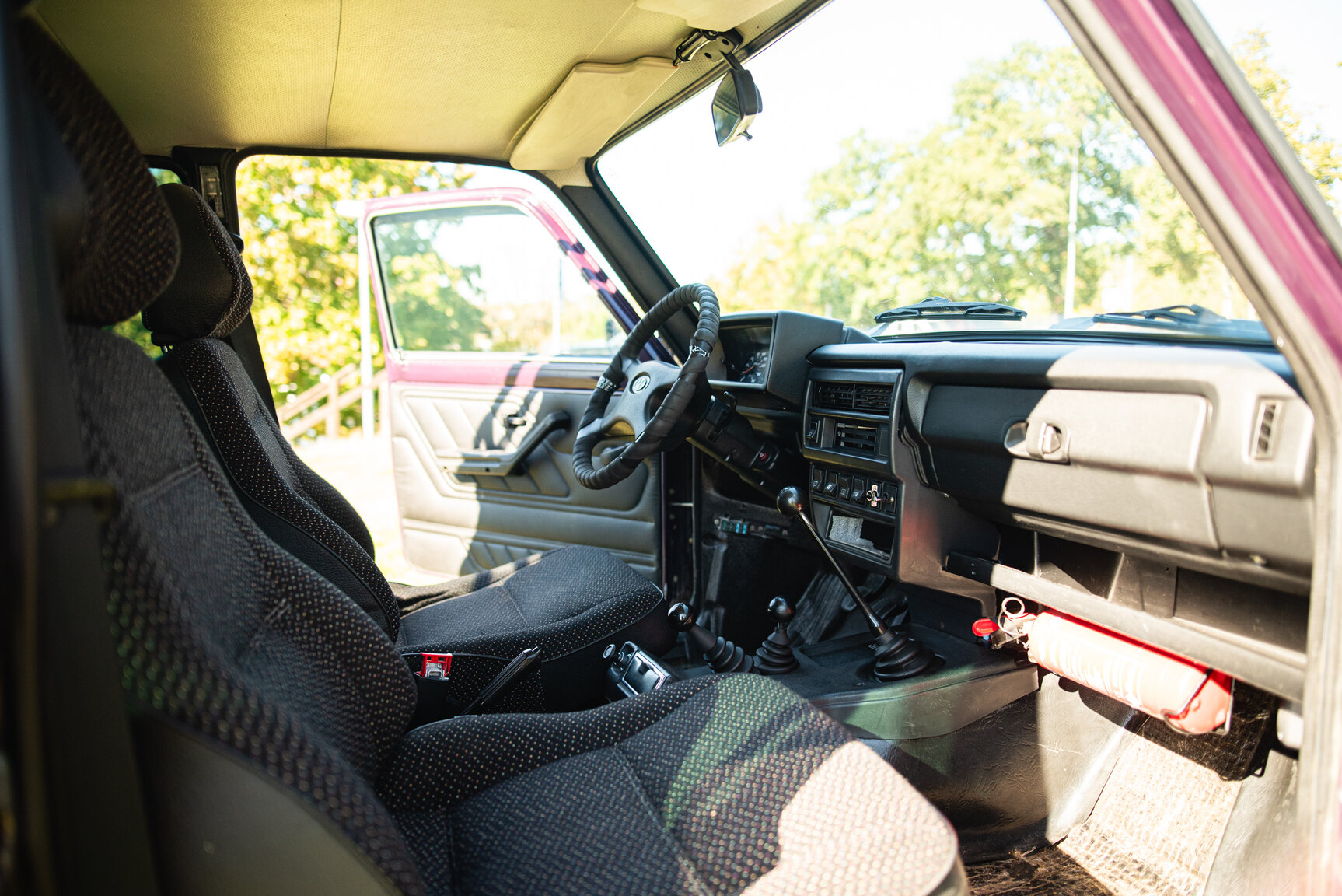 Interior image of 2004 Lada Niva