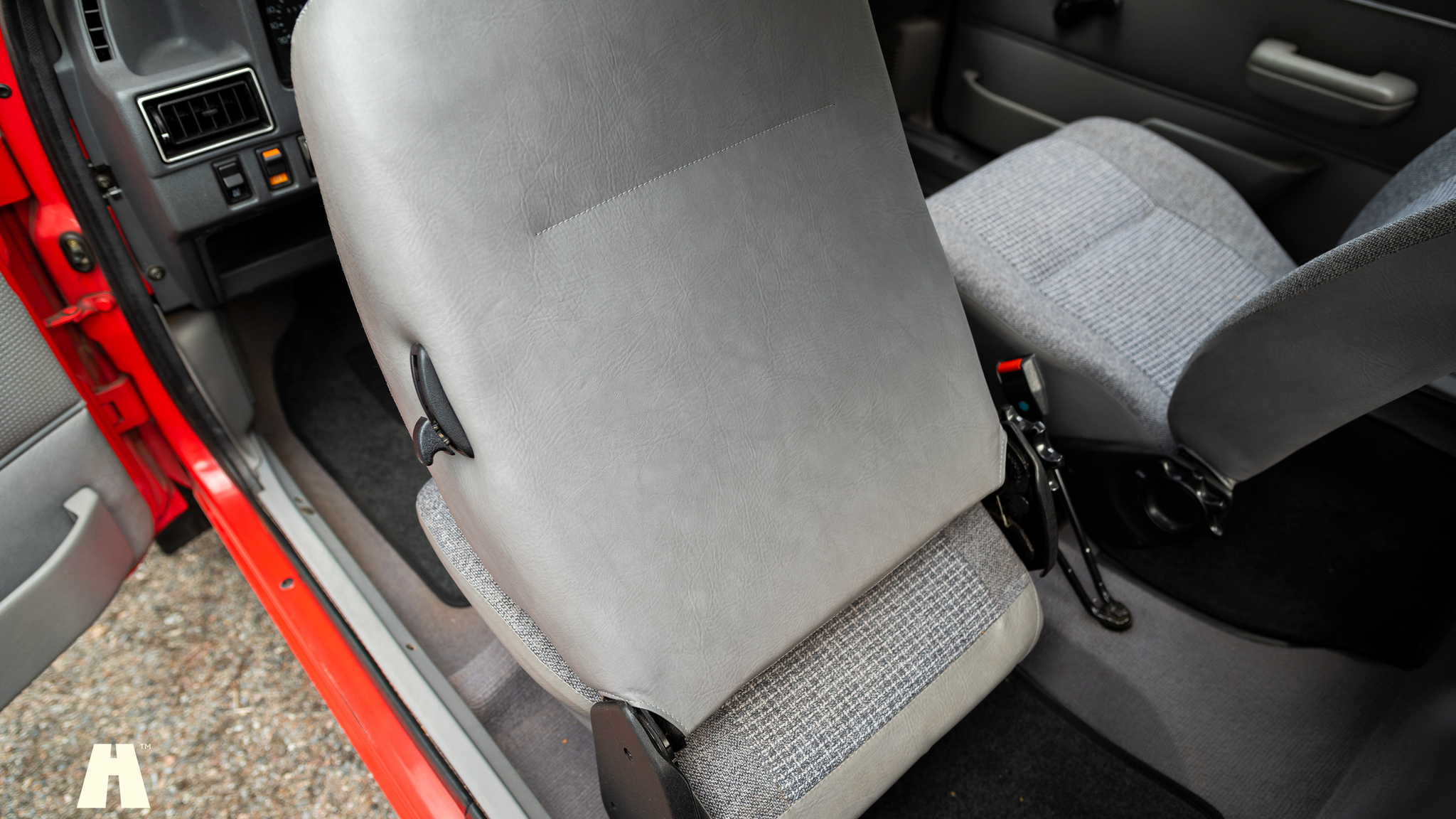 Interiörbild 1986 Ford Escort 1.6 Hatchback 3-door  (38)