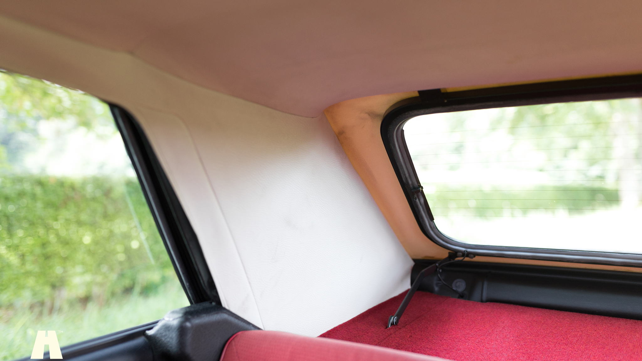 Interior image of 1988 Volkswagen Golf GTI Cabriolet