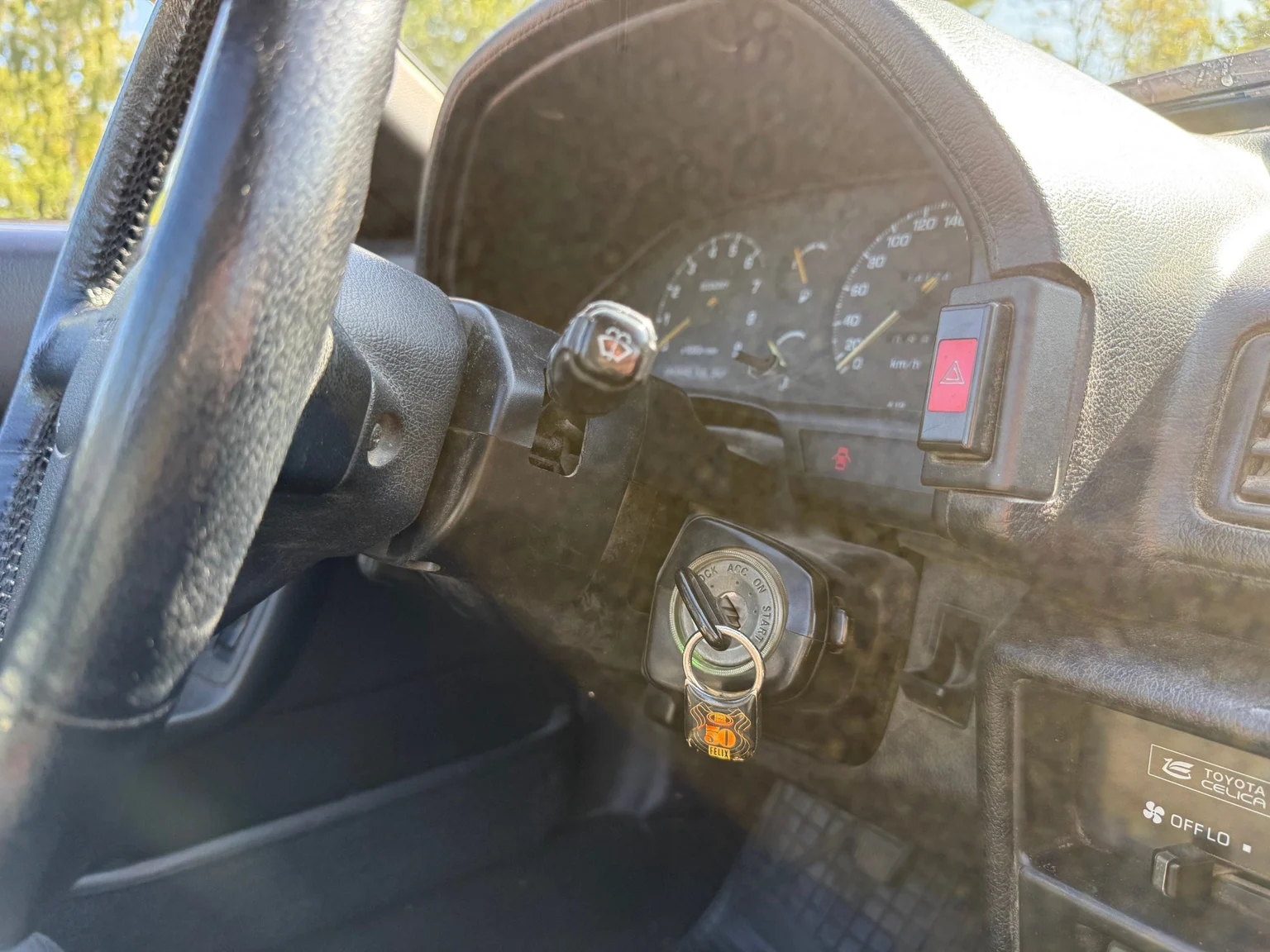 Innenraumfoto von 1988 Toyota Celica Cabriolet (31)
