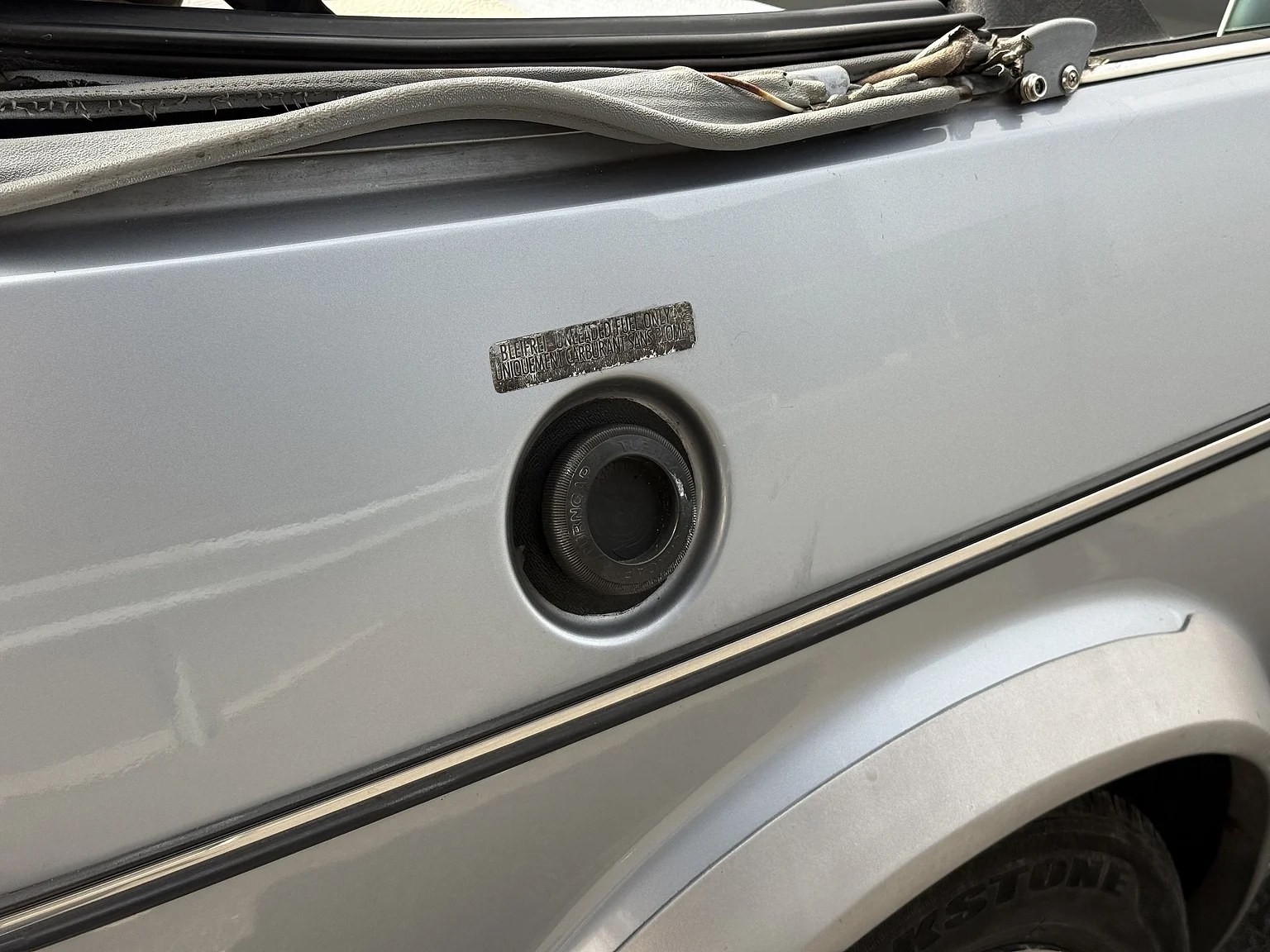 Exteriörbild på 1987 VW Golf Cabriolet (45)