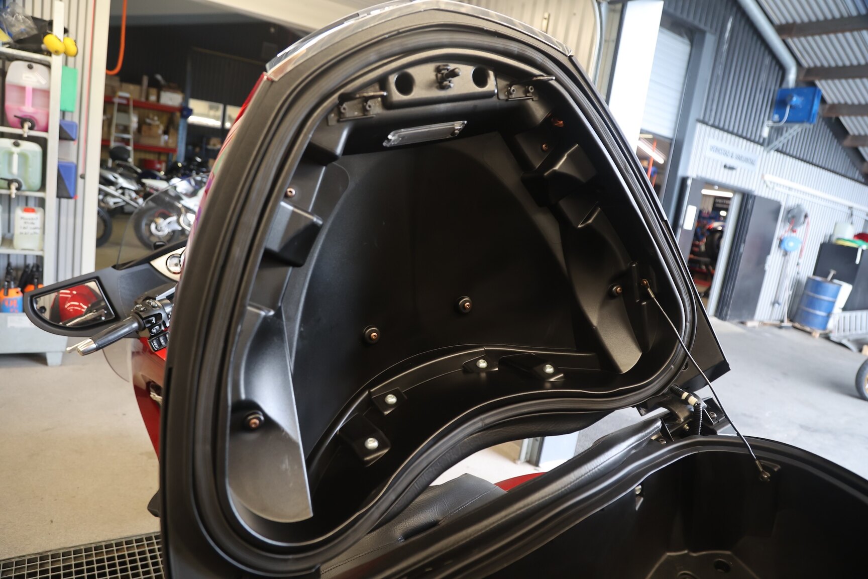 Exteriörbild på 2015 Victory Vision