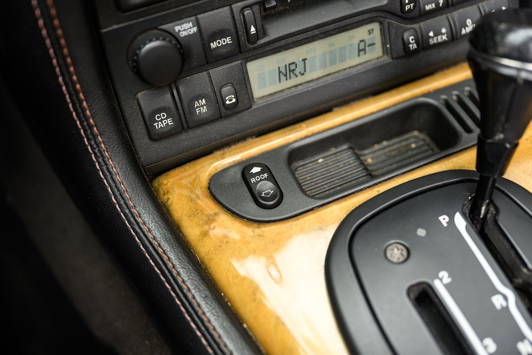 Interior image of 2001 Jaguar XKR Silverstone