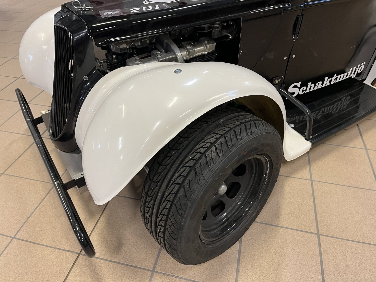 Exteriörbild på Legend Cars 