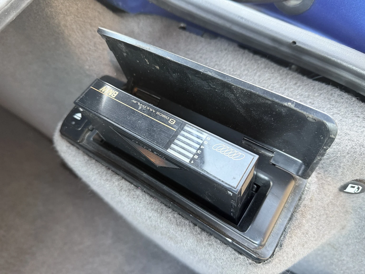 Interiörbild 1992 BMW 850iA - No Reserve (86)