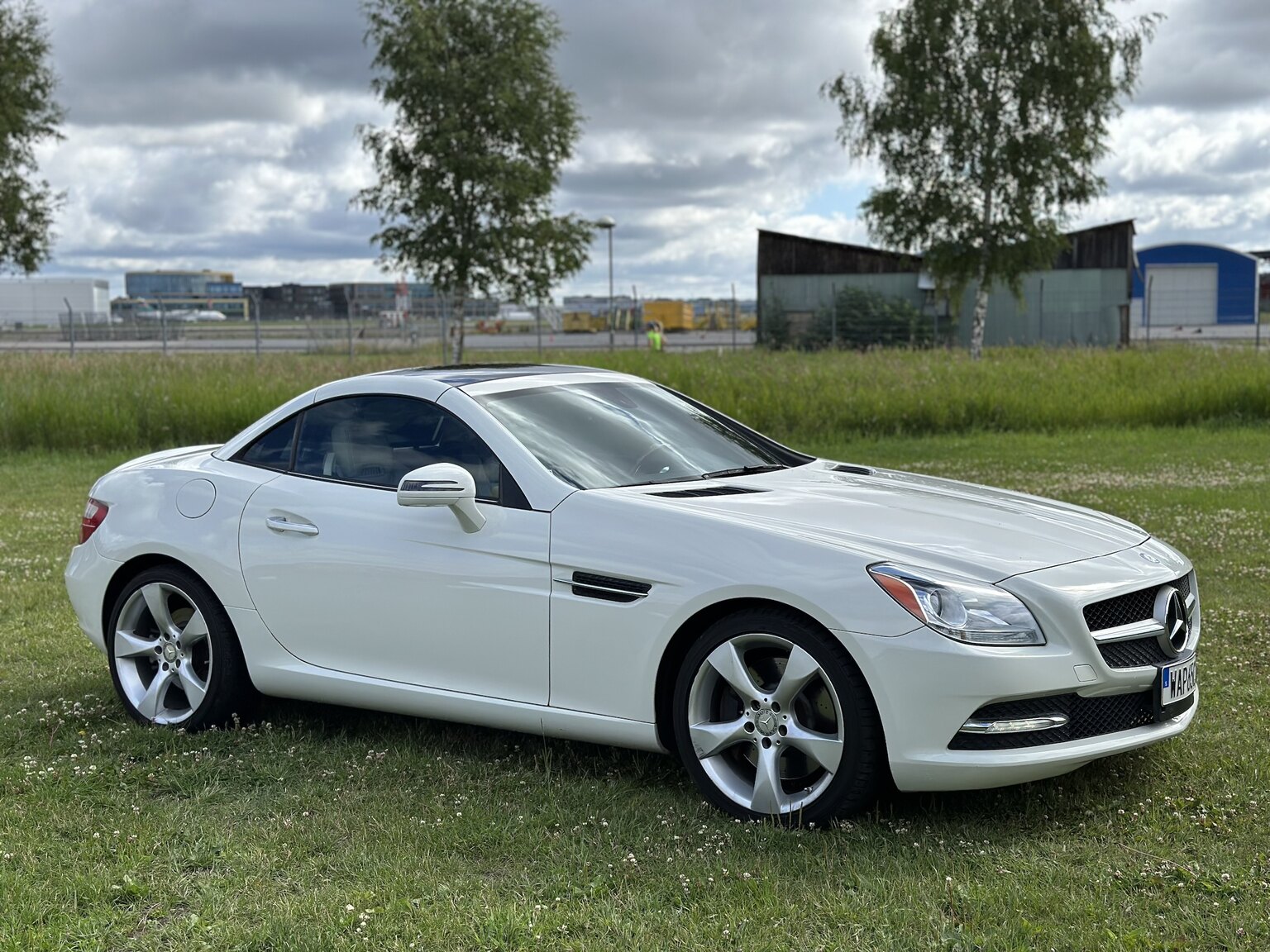 Exterior image of 2012 Mercedes-Benz SLK 350