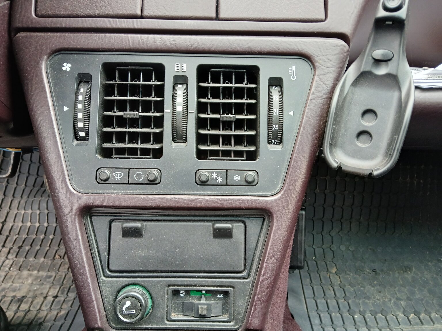 Innenraumfoto von 1988 Citroen CX 25 T Prestige
