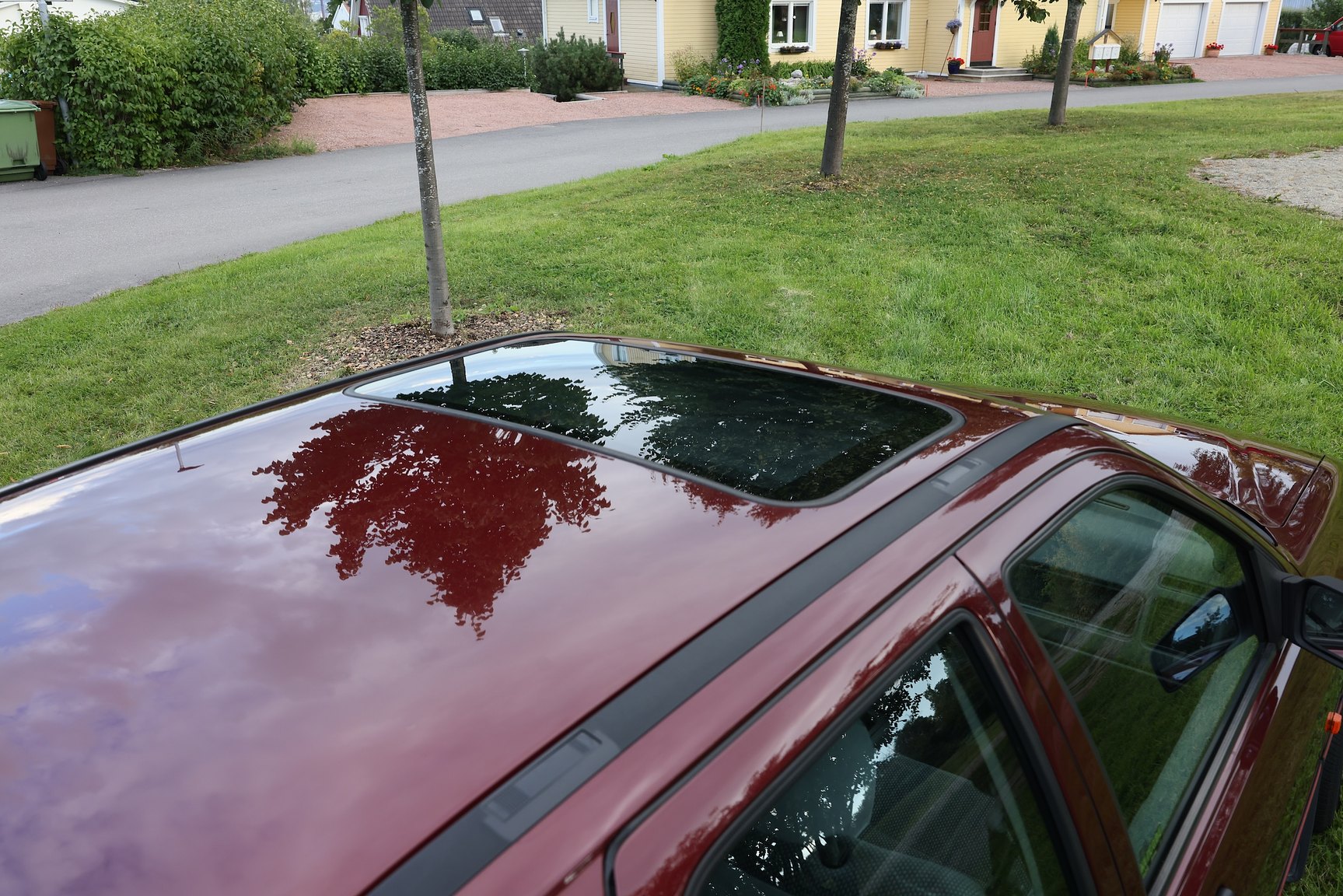 Exterior image of 1991 Ford Sierra Sedan 2.0 i 4x4 