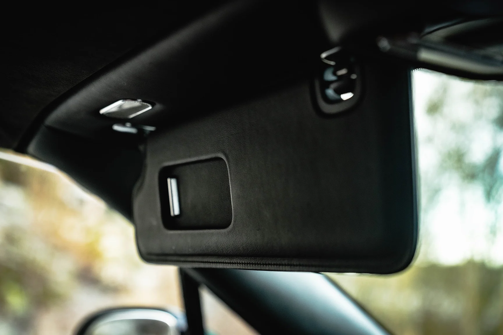 Interior image of 2007 Bentley Continental GTC (56)