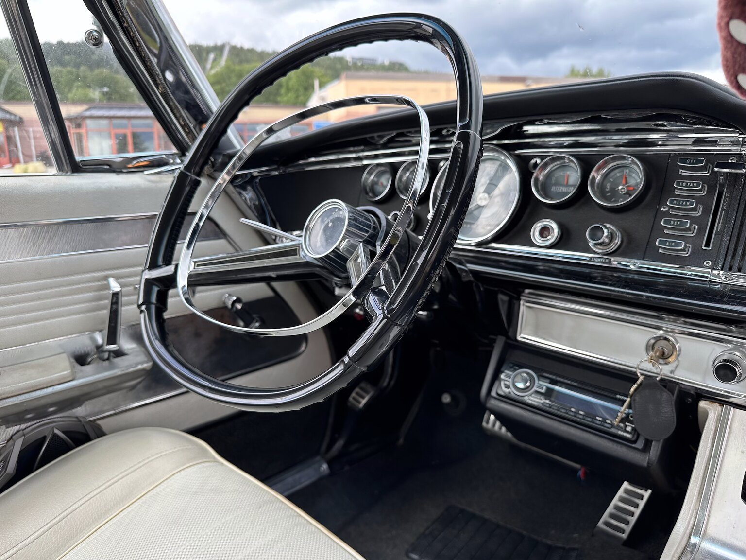 Interiörbild 1964 Chrysler 300K