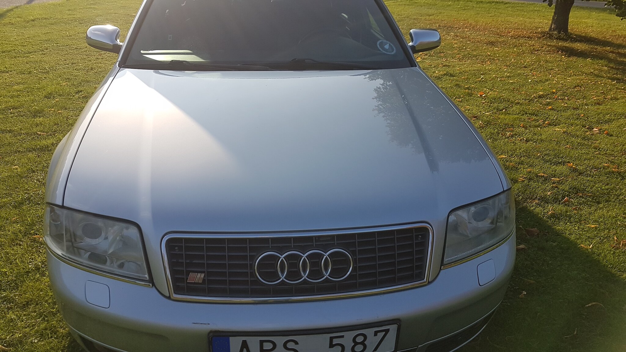 Exteriörbild på 2000 Audi S6 Avant