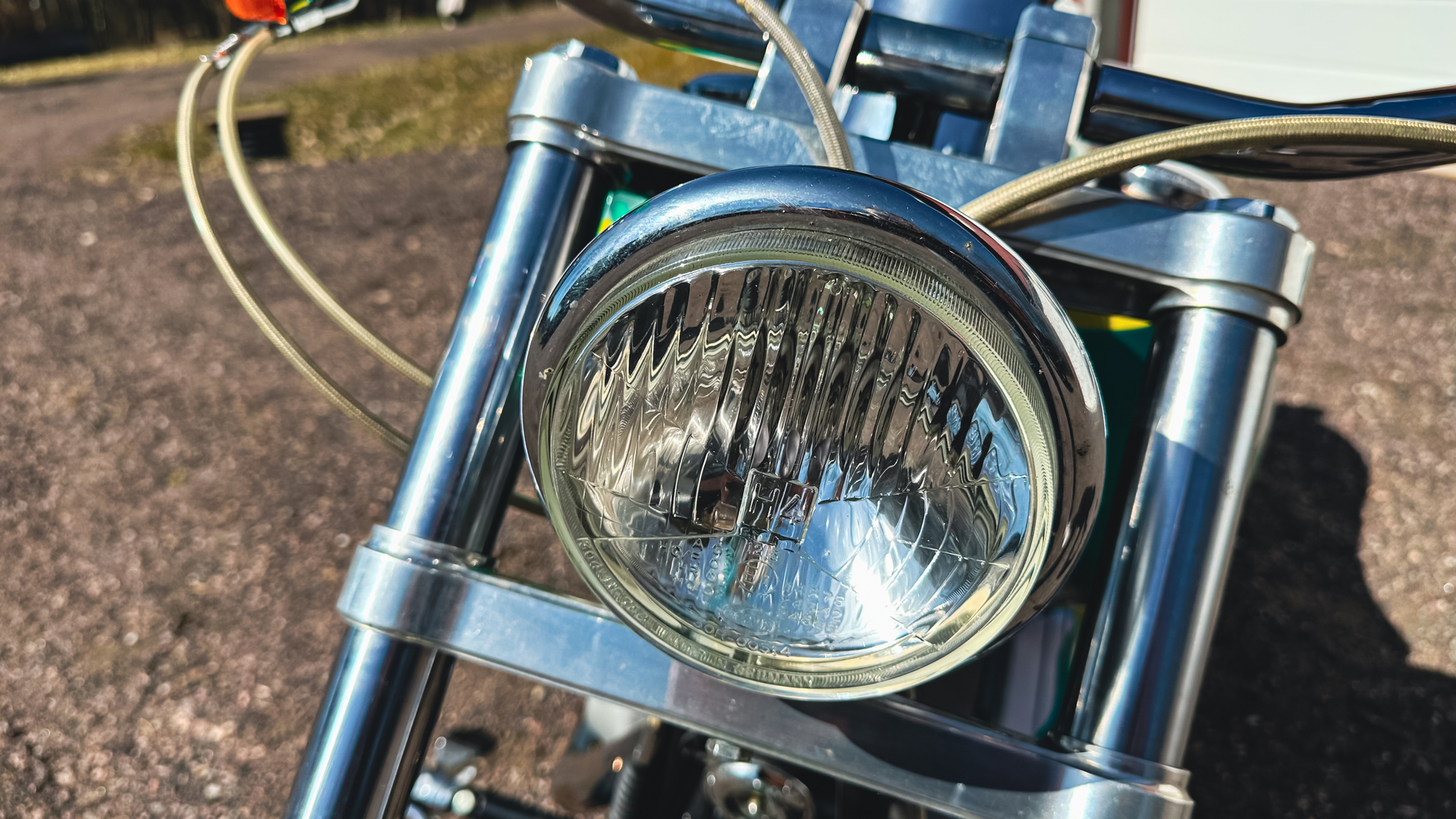 Aussenfoto 2000 Harley-Davidson FXST Custom (12)