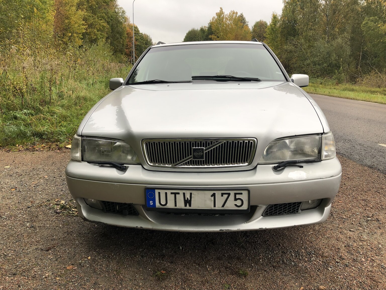 Exteriörbild på 1998 Volvo V70 R AWD