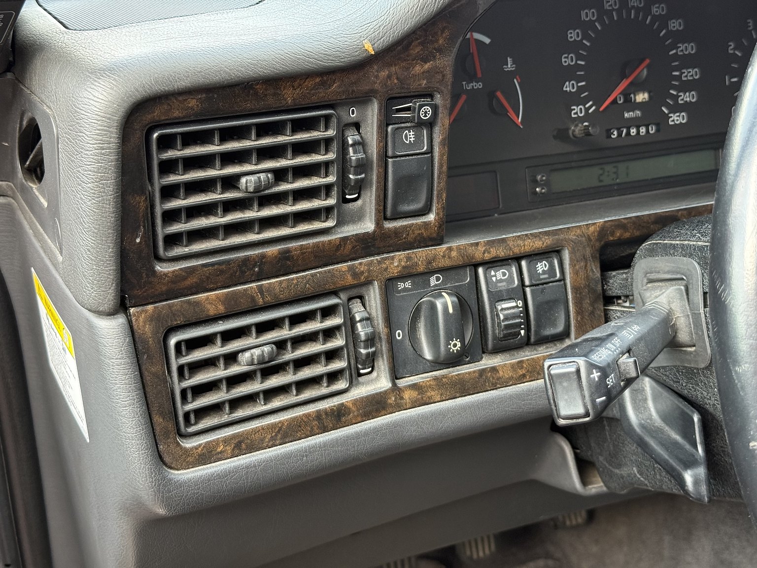 Interior image of 1996 Volvo 850 R "T-Röd"
