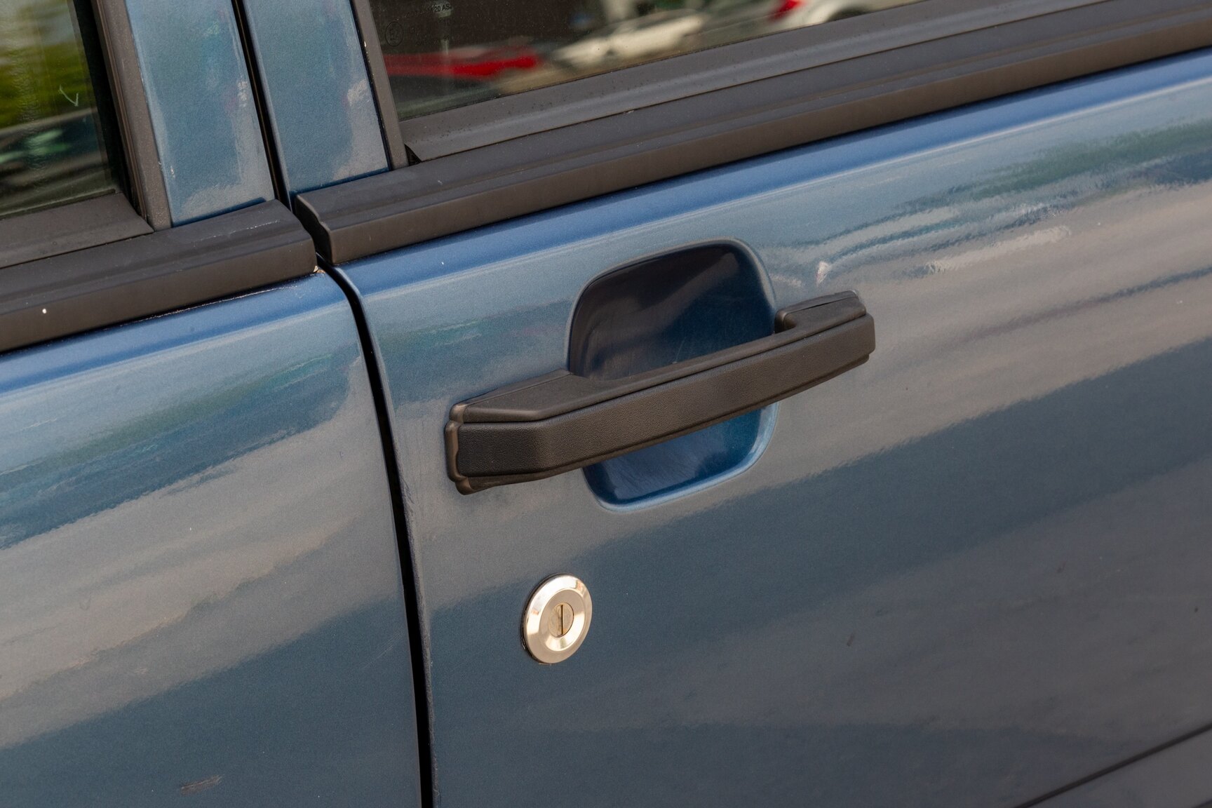 Exteriörbild på 1990 Volvo 745 Turbo (19)