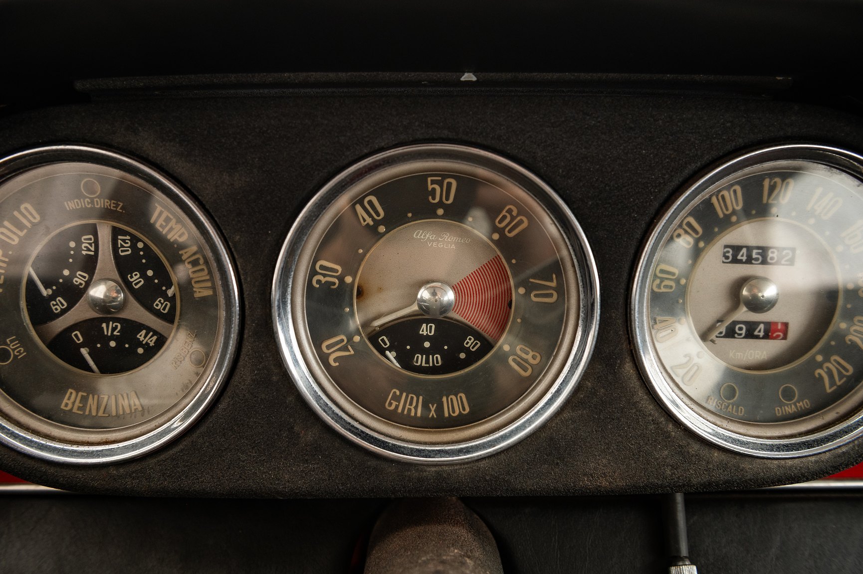 Interior image of 1962 Alfa Romeo Giulia Sprint 1600