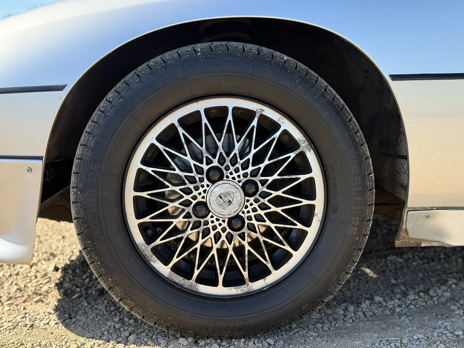 Aussenfoto 1979 Porsche 924  (47)