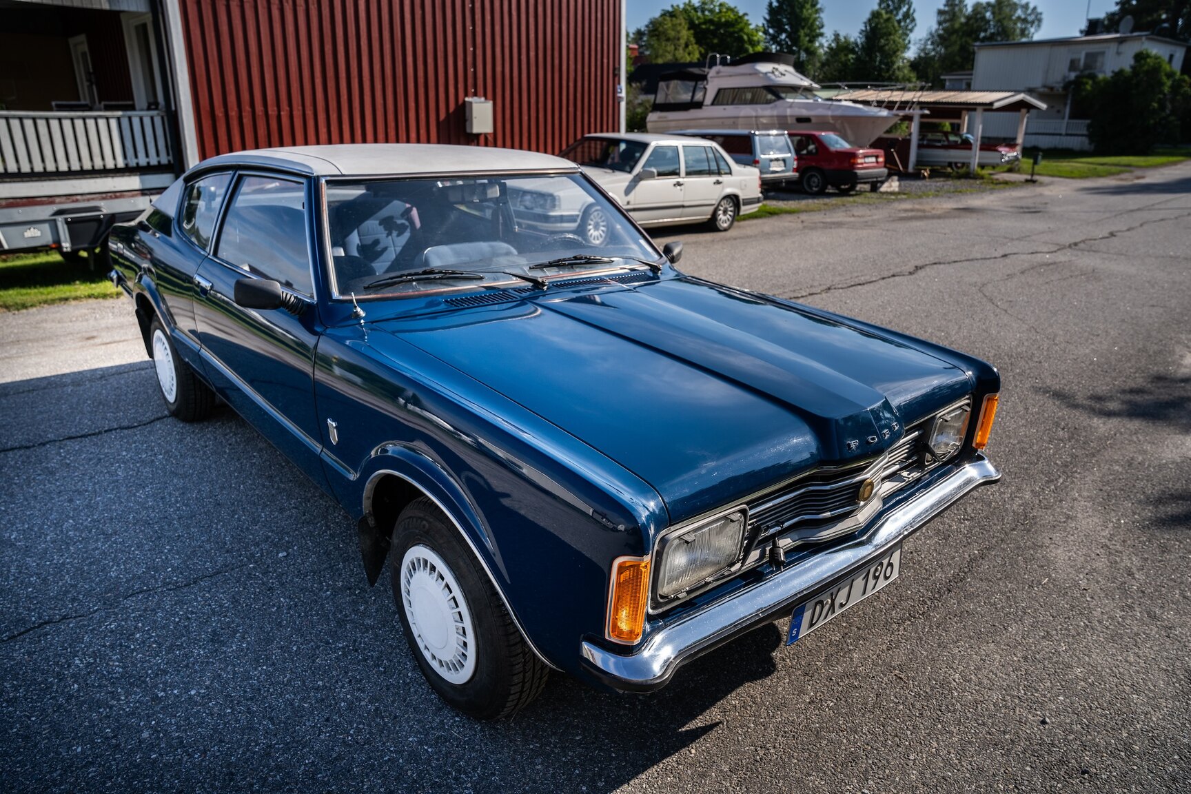 Exterior image of 1974 Ford Taunus 1600 XL