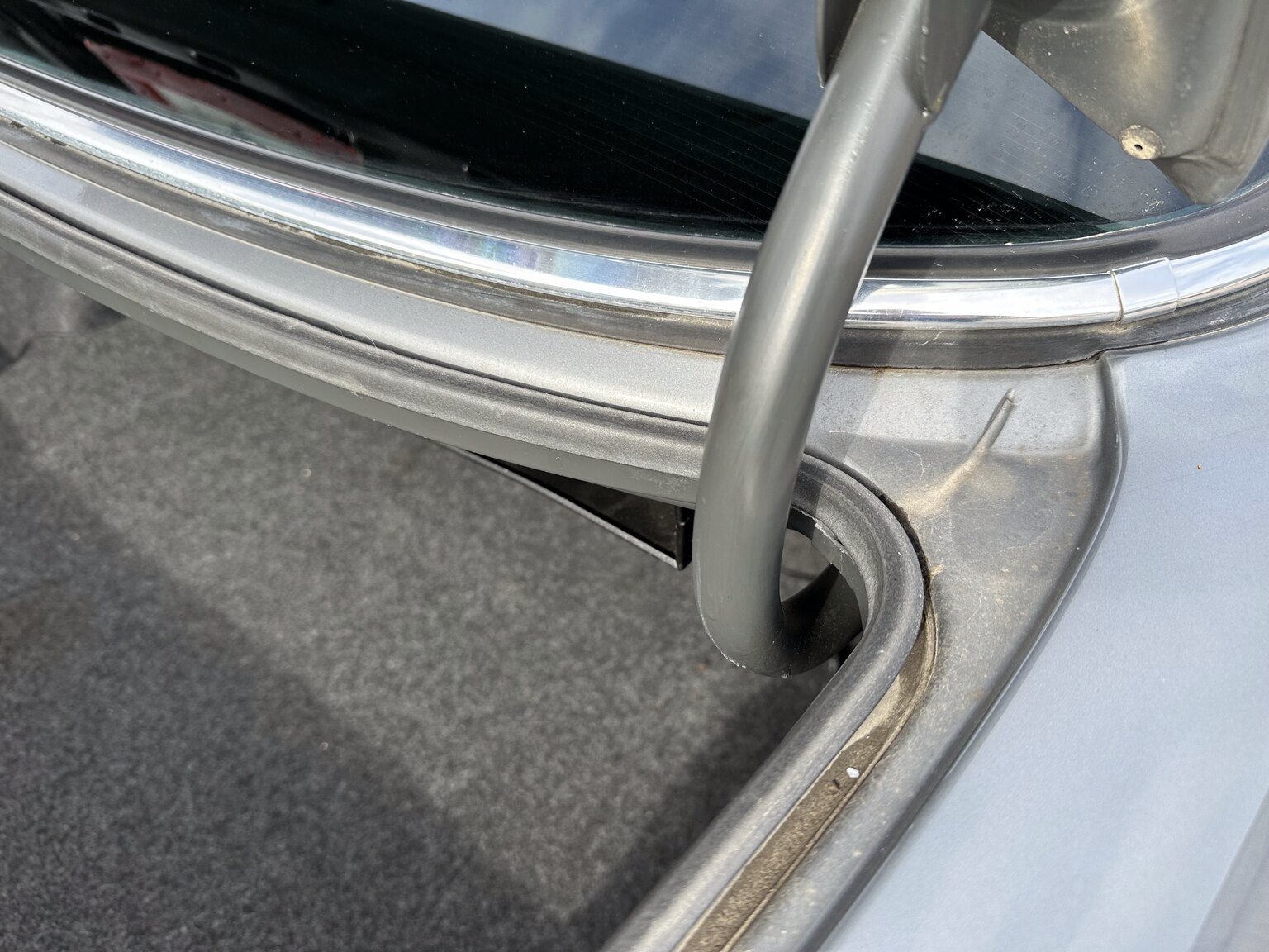 Innenraumfoto von 1987 Mercedes 300 SE