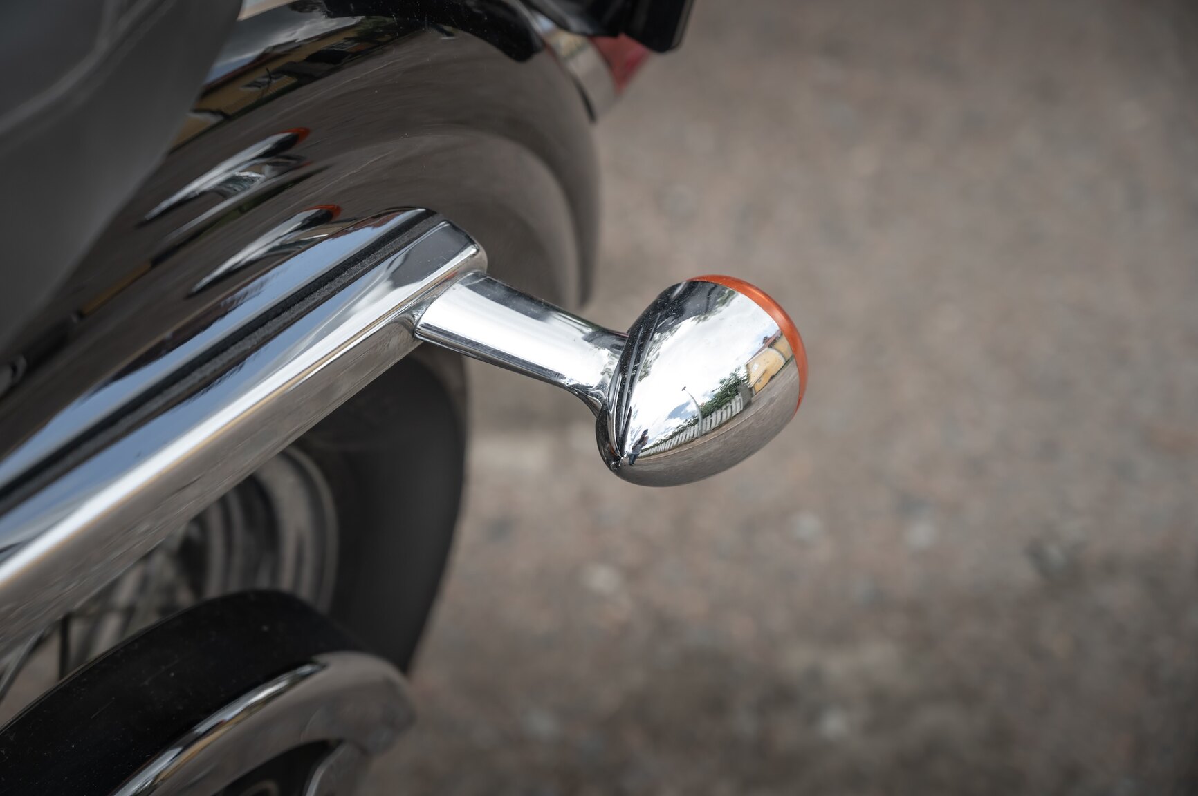 Exteriörbild på 2003 Harley-Davidson FXDL 100th Anniversary