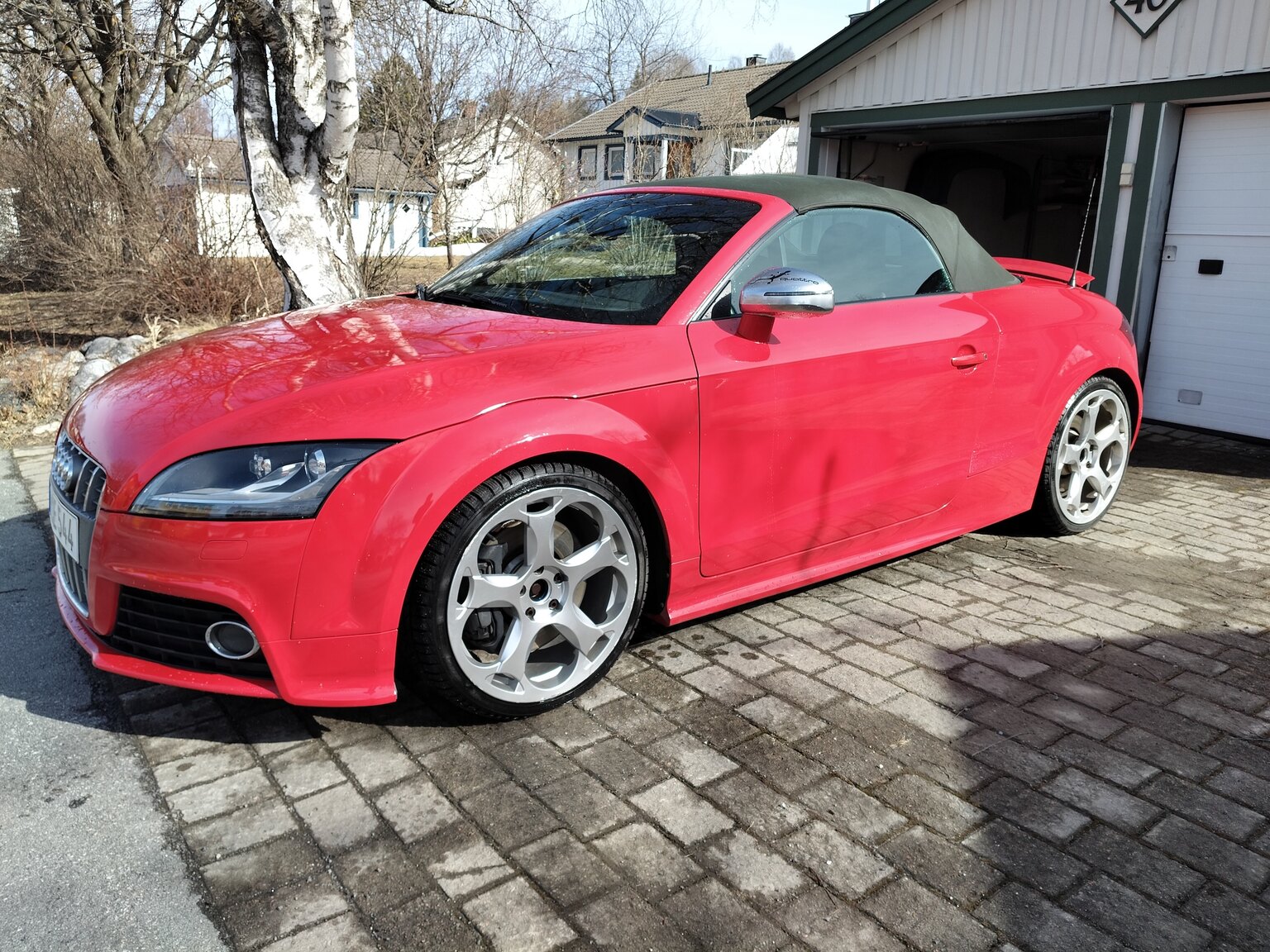 Exteriörbild på 2009 Audi TTS Roadster