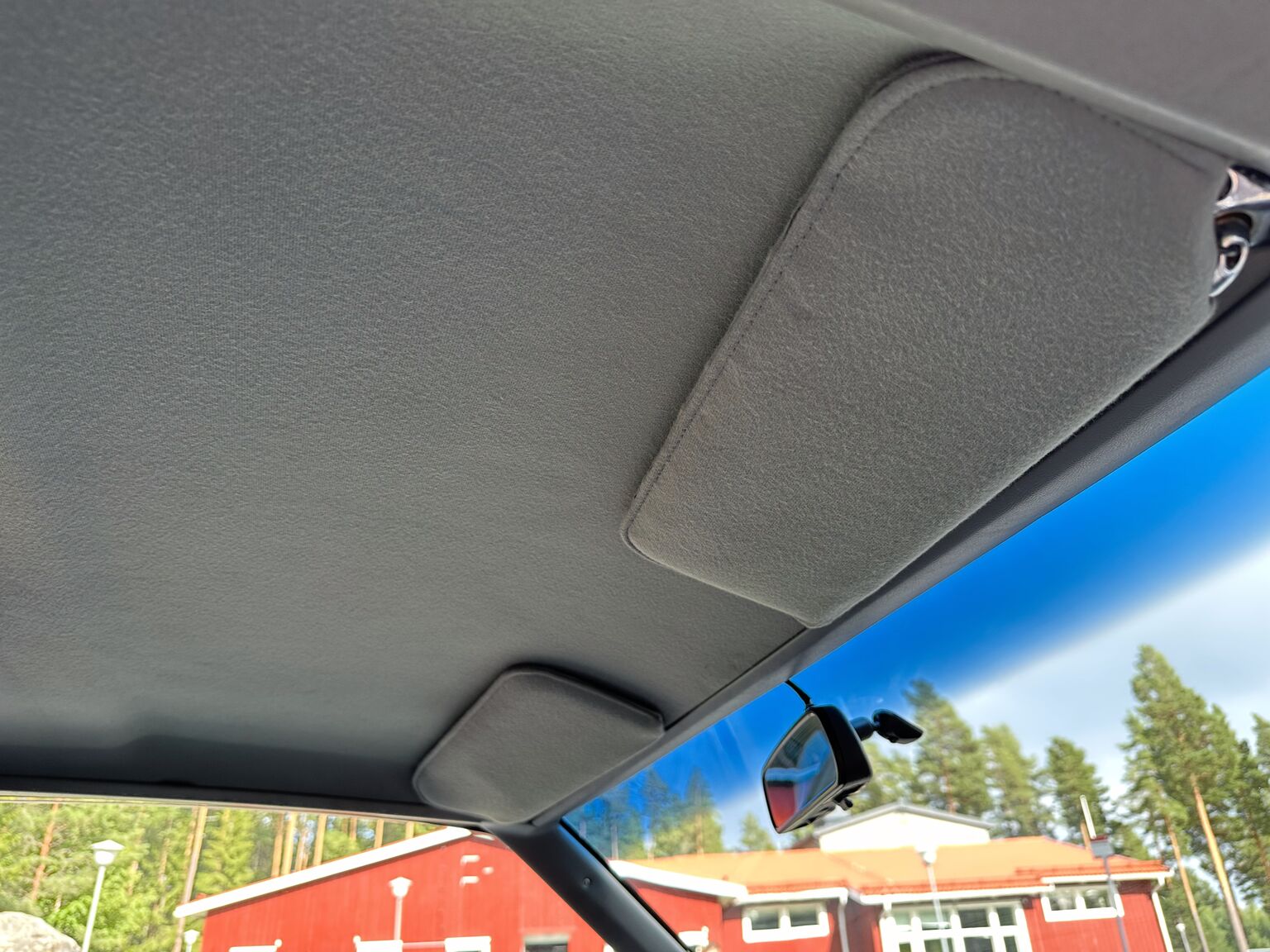 Interior image of 1987 Buick Grand National "GNX" (40)